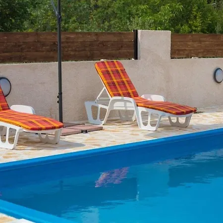 Ferienhaus Mit Privatpool Fur 6 Personen Ca 100 M In Sibenik, Dalmatien Norddalmatien * Šibenik