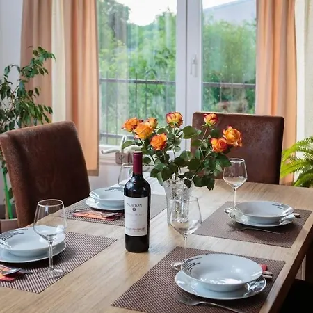 Feriehus Ferienhaus Mit Privatpool Fur 6 Personen Ca 100 M In Sibenik, Dalmatien Norddalmatien